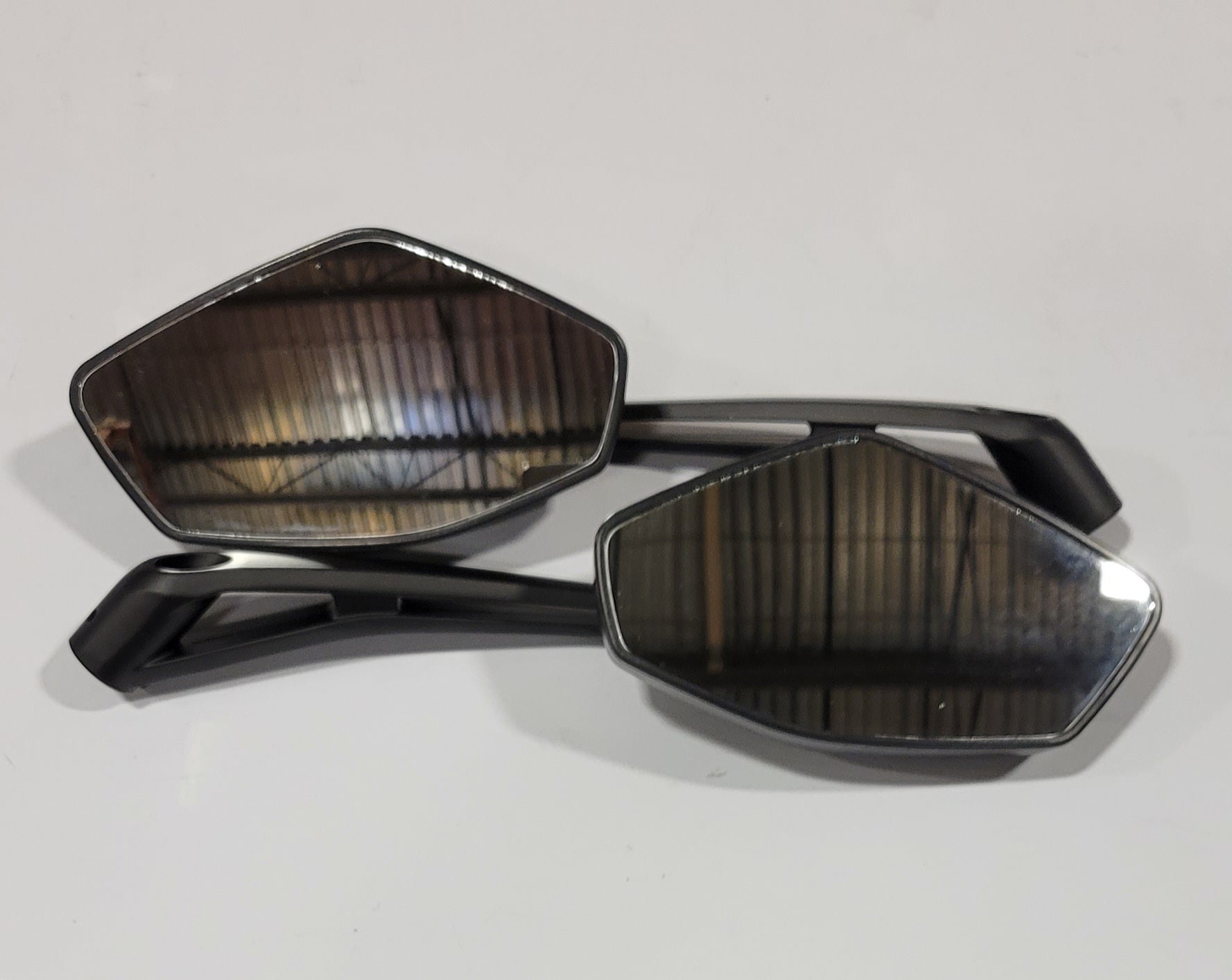 B200MIRROR